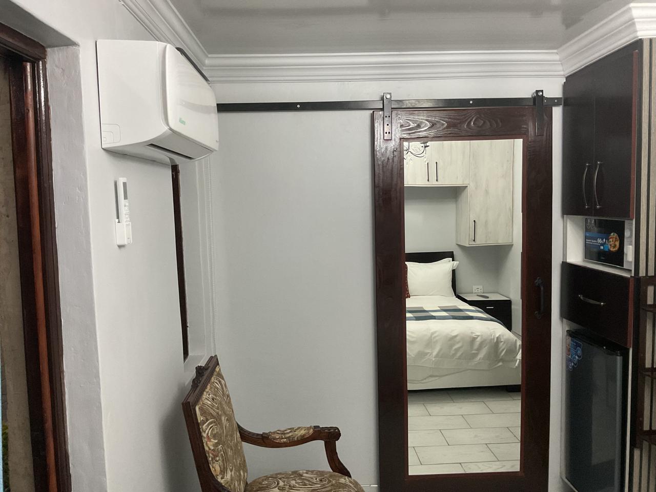 Room gallery image 7